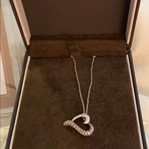 Heart diamond necklace